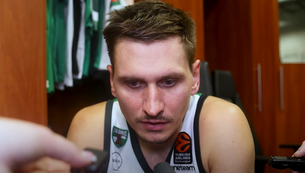 E. Ulanovas: „Mus visur apstumdė“ (VIDEO)