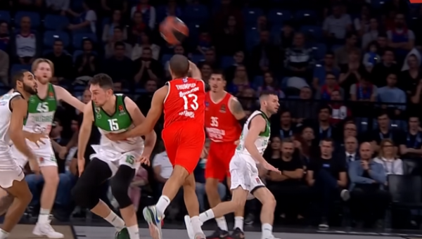 „Anadolu Efes“ ataka prieš „Žalgirį“ - gražiausias Eurolygos turo epizodas (VIDEO)
