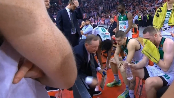 Išvyskite: K. Maksvyčio minutės pertraukėlė prieš „Olympiacos“ (VIDEO)