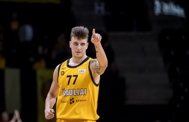 P. Danusevičius - apie knygą ir kokio egzamino išlaikymu didžiuojasi K. Giedraitis?