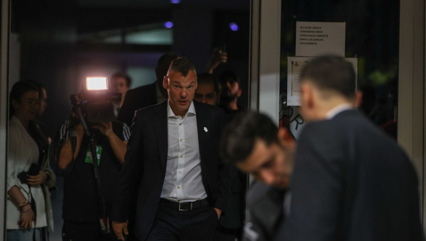Žiniasklaida: Š. Jasikevičius dar šį sezoną galės atlikti pokyčius „Fenerbahče“ sudėtyje