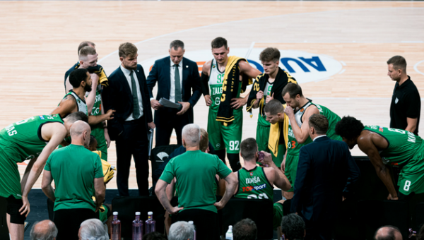 „Žalgirio“ fanai: „Sprendimai mačo pabaigoje buvo labai prasti“