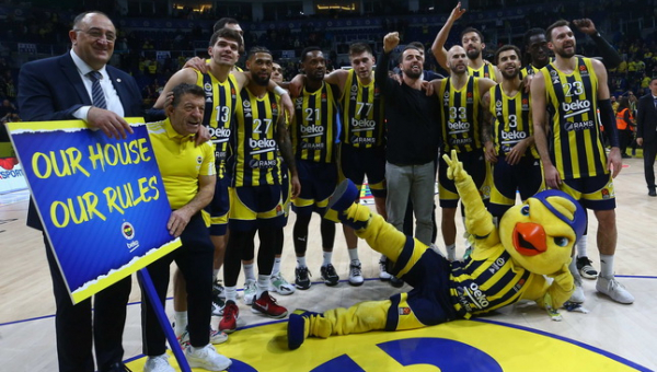 Š. Jasikevičius ir „Fenerbahče“ nestabdo: po pratęsimo pranoko „Bayern“