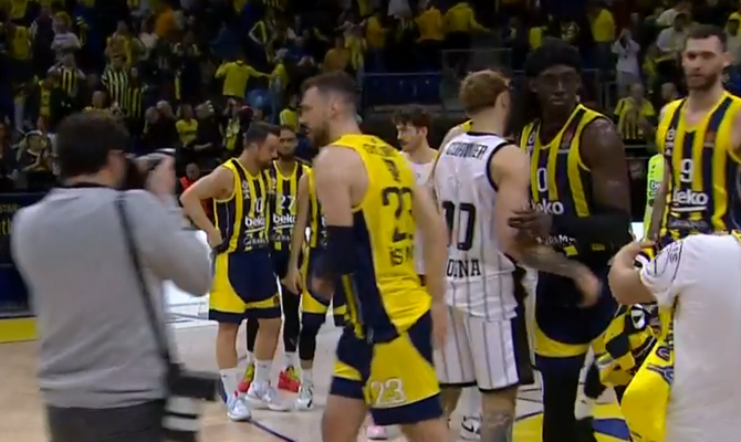 A. Noua debiutas pažymėtas „Fenerbahče“ pergale prieš Bolonijos ekipą