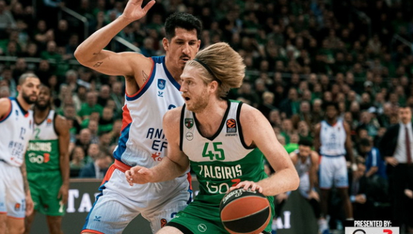 Įvertinkite: kuris „Žalgirio“ žaidėjas mače prieš „Anadolu Efes“ buvo geriausias ir blankiausias?