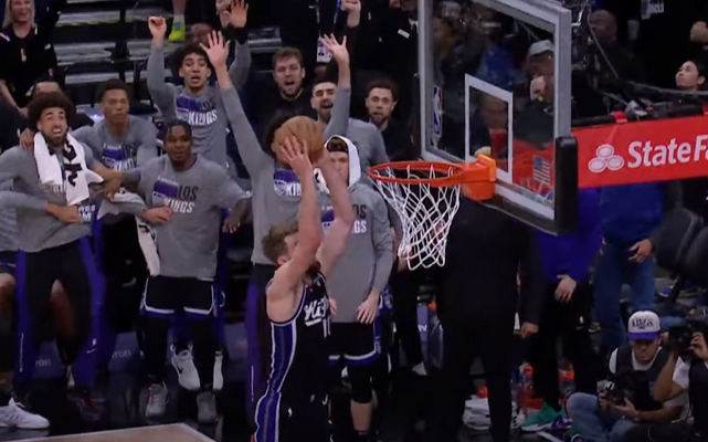 Pergalingas D. Sabonio dėjimas – NBA gražiausių epizodų dešimtuke