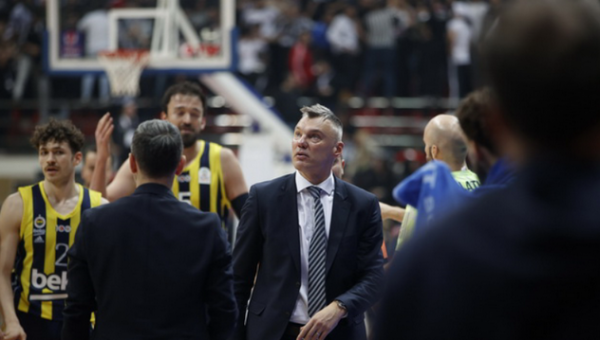 „Fenerbahce“ susitvarkė su Manisos ekipa