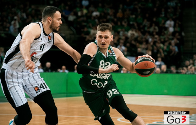 „Žalgiris“ namuose sugebėjo nugalėti „Virtus“