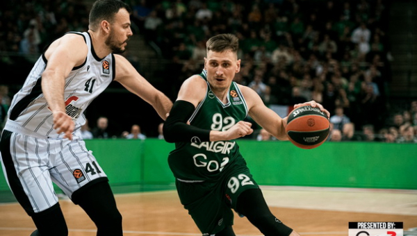 „Žalgiris“ namuose sugebėjo nugalėti „Virtus“