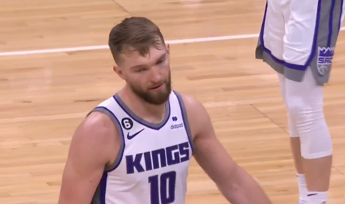 D. Sabonis vėl žaidė galingai, o „Kings“ nutraukė dviejų pralaimėjimų seriją 