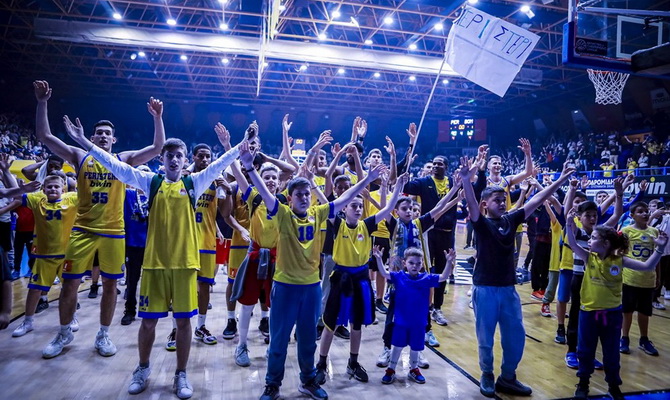 FIBA Čempionų lygos pusfinaliai: „Tofaš“ ir „Peristeri“ išplėšė lemiamus mačus