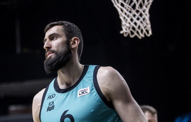 „Wolves Twinsbet“ sutriuškino lyderio neturėjusius mažeikiečius