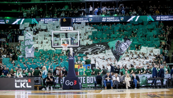 „Green White Boys“ pareiškimas: „Krabas yra rusų ke**ė“