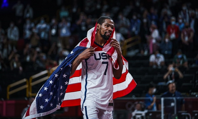 JAV rinktinė: į olimpines žaidynes ruošiasi vykti ryškiausios NBA žvaigždės