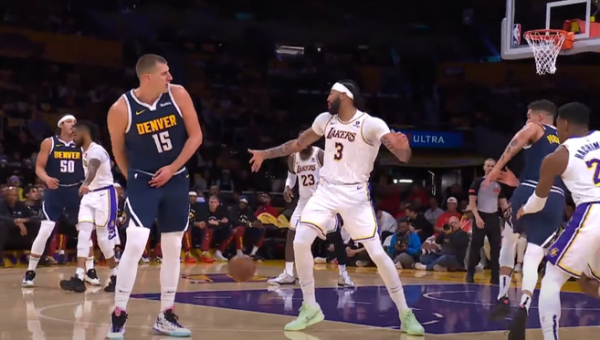 Gražiausias NBA nakties epizodas - efektingas N. Jokičiaus perdavimas (VIDEO)