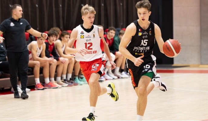 I. Urbonas užfiksavo trigubą dublį, o jo atstovaujama „SKM-I Funtastik.lt” prasibrovė į MKL finalą