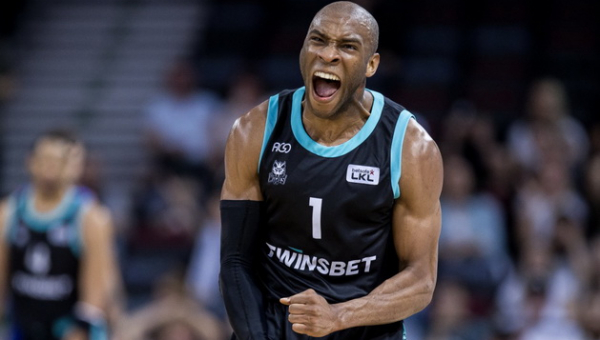 Dramą prieš klaipėdiečius laimėjęs „Wolves Twinsbet“ sėkmingai pradėjo ketvirtfinalį