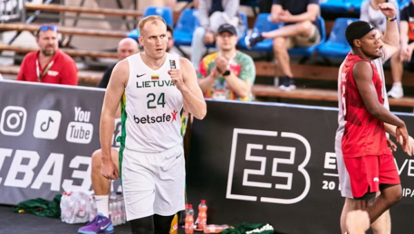 3x3 olimpinė atranka: vyrai pateko į ketvirtfinalį, moterys liko už borto