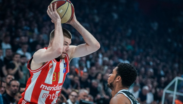 R. Giedraitis žaidė rezultatyviai, o „Crvena Zvezda“ tapo Adrijos lygos čempionais