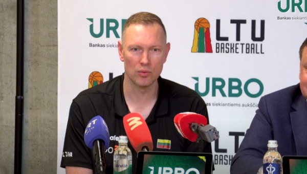 Lietuvos rinktinės trenerių štabe darbuosis D. Songaila (VIDEO)