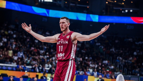 Tarp Latvijos rinktinės kandidatų - R. Šmitas ir K. Porzingis