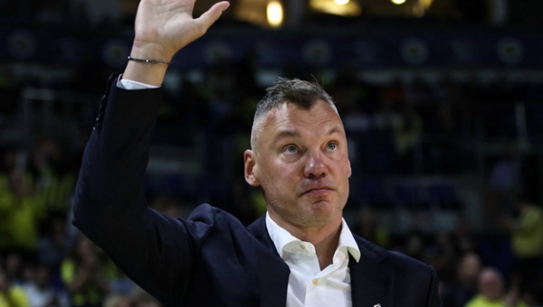 Š. Jasikevičius su „Fenerbahče“ iškopė į Turkijos lygos finalą