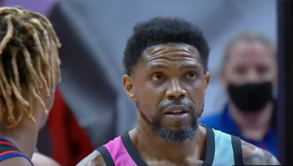 U. Haslemas: nėra nė vieno suš*kto šanso, kad „Lakers“ pateks į atkrintamąsias
