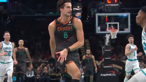 „Wizards“ ir „Trail Blazers“ įvykdė mainus