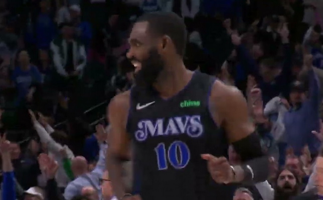 „Mavericks“ ir „Pistons“ atliko mainus