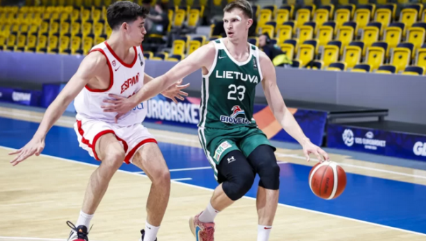20-mečiai užtikrintai atsitiesė įveikdami Ispaniją