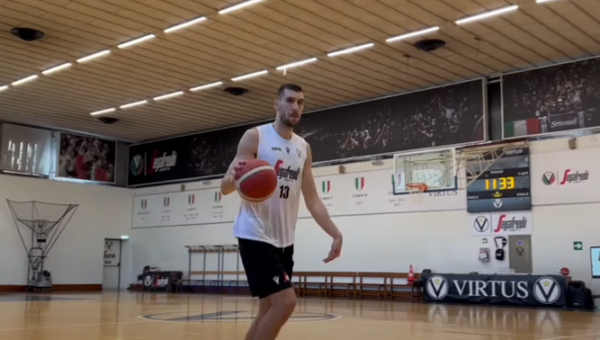 O. Dobričius vėl rungtyniaus „Crvena Zvezda“ komandoje