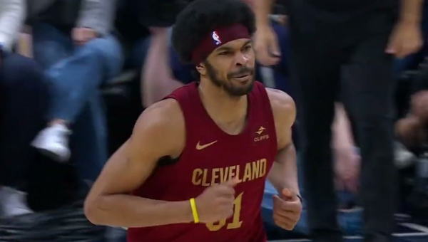 „Cavaliers“ išlaikė vidurio puolėją