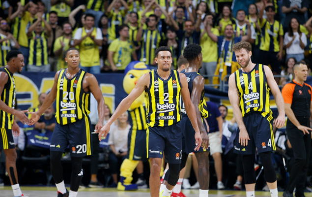 Emocingame Stambulo derbyje triumfavo Š. Jasikevičiaus auklėtiniai