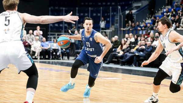 „Barcelona“ gretas netrukus papildys Th. Heurtelis