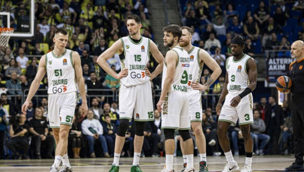 „Žalgirio“ fanai: „Šiemet „Žalgiris“ yra dviejų kėlinių komanda“