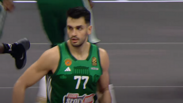 „Panathinaikos“ ilgam neteko aukštaūgio