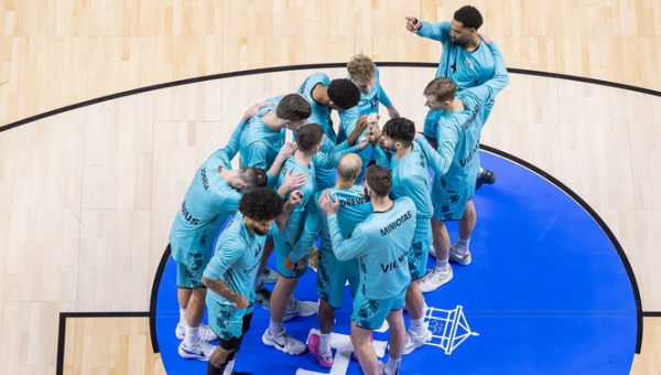 „Wolves“ dviejų pratęsimų dramoje krito prieš Rumunijos klubą ir baigė Europos taurės sezoną