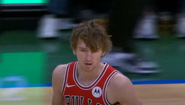 „Bulls“ įveikė „Trail Blazers“, o M. Buzelio sąskaitoje - dvigubas dublis