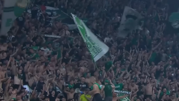 „Panathinaikos“ fanai naktį sutrikdė „Anadolu Efes“ žaidėjų miegą