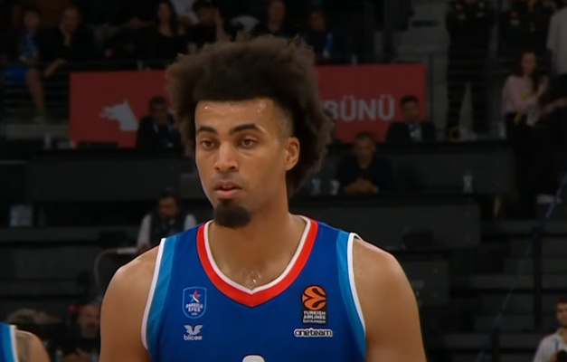 „Anadolu Efes“ tikisi išsaugoti penkis žaidėjus