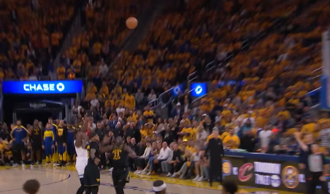 Gražiausias NBA nakties epizodas - tolimas A. Edwardso metimas (VIDEO)