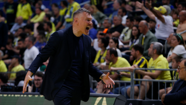 „Fenerbahče“ tik rungtynių pabaigoje nugalėjo „Turk Telekom“ ir pateko į pusfinalį