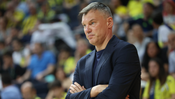 „Fenerbahče“ sausai laimėjo pusfinalio seriją ir pateko į Turkijos lygos finalą