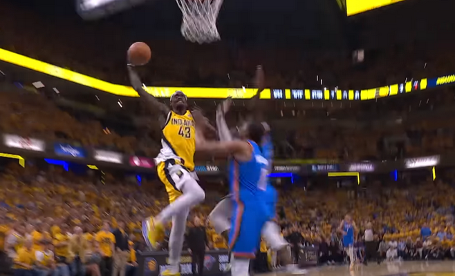 Gražiausias NBA nakties epizodas - galingas P. Siakamo dėjimas per varžovą (VIDEO)
