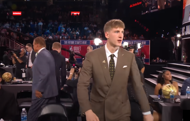 Paaiškėjo, kokį atlyginimą „Heat“ klube gaus K. Jakučionis