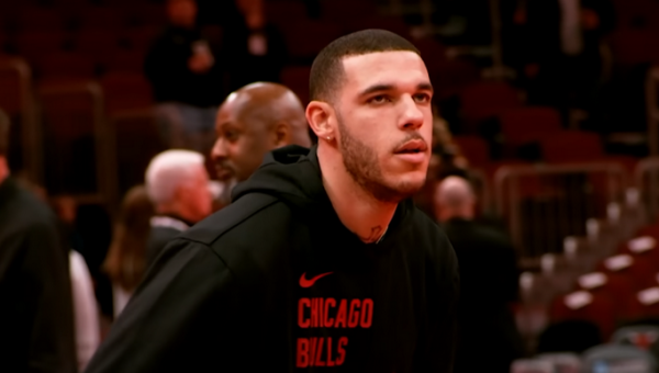 „Bulls“ siunčia L. Ballą į „Cavaliers“