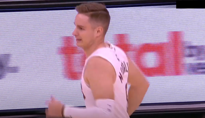 S. Merrillas ilgam lieka „Cavaliers“ (D. Mitchellas pratęsė sutartį su „Heat“)