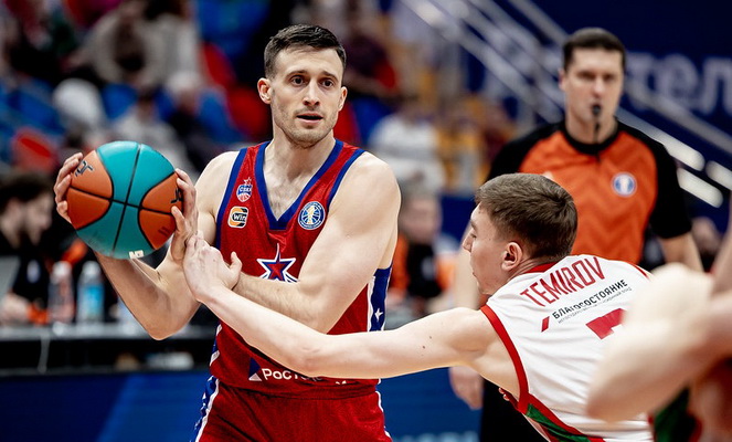 Oficialu: Dubajaus ekipos gretas papildė A. Avramovičius