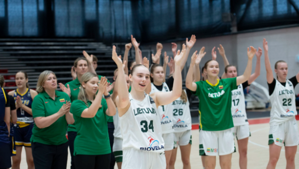 Į Europos čempionato ketvirtfinalį – su vėjeliu: Lietuvos rinktinė nepaliko vilčių bosnėms