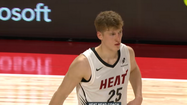K. Jakučionis driokstelėjo NBA Vasaros lygoje: buvo rezultatyviausias žaidėjas (VIDEO)